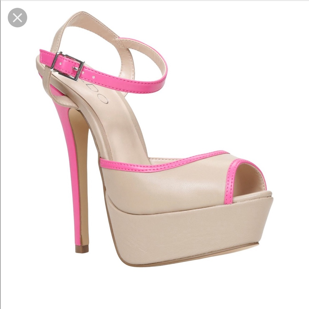 NWOT Aldo “Gelille” Nude Stiletto Pumps